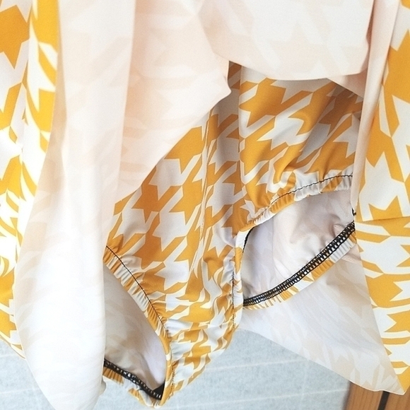 New Roatan Swimsuit Yellow Houndstooth Check Size Small NWT - Picture 8 of 8